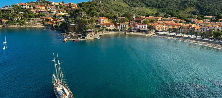Collioure - Plage du Port d'Avall
